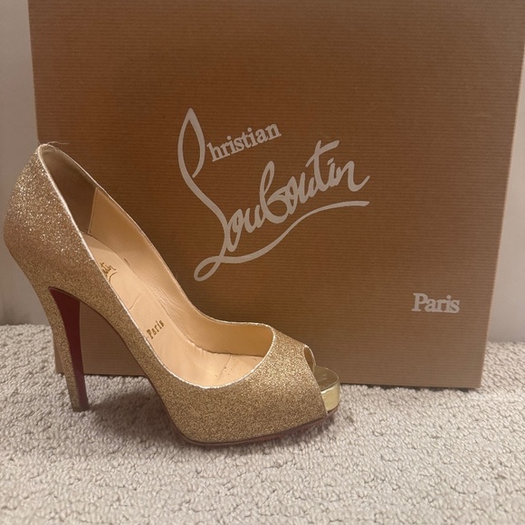 Christian Louboutin Shoes - Christian Louboutin gold heels